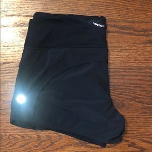 lululemon speed up shorts 4 inch